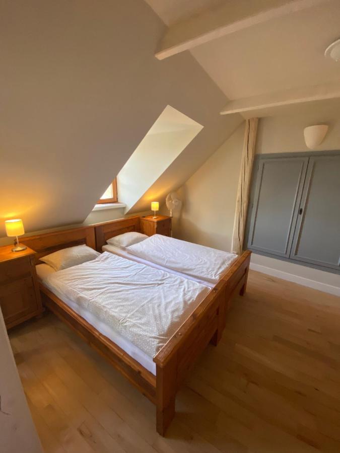Apartman Na Statku Miskovice  Eksteriør billede