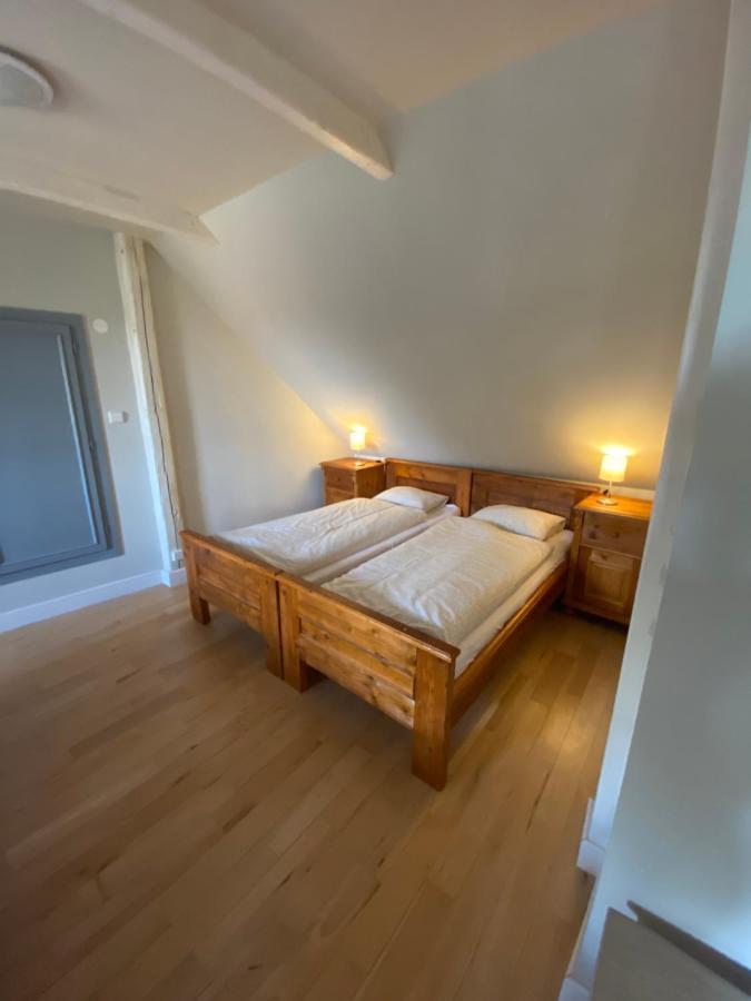 Apartman Na Statku Miskovice  Eksteriør billede