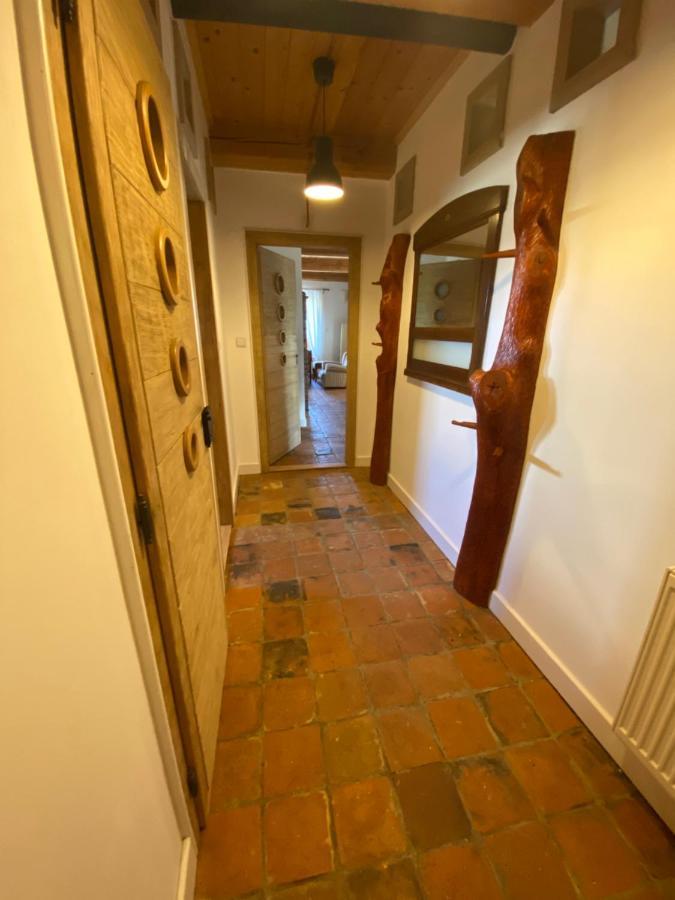 Apartman Na Statku Miskovice  Eksteriør billede